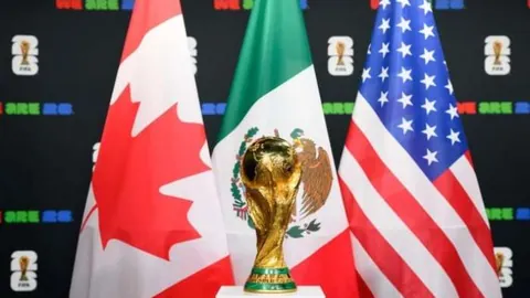 党之领导，地位无可比拟！