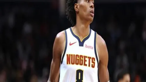 皇马国王杯预测首发：巴尔韦德担任右后卫，阿拉巴即将登场。